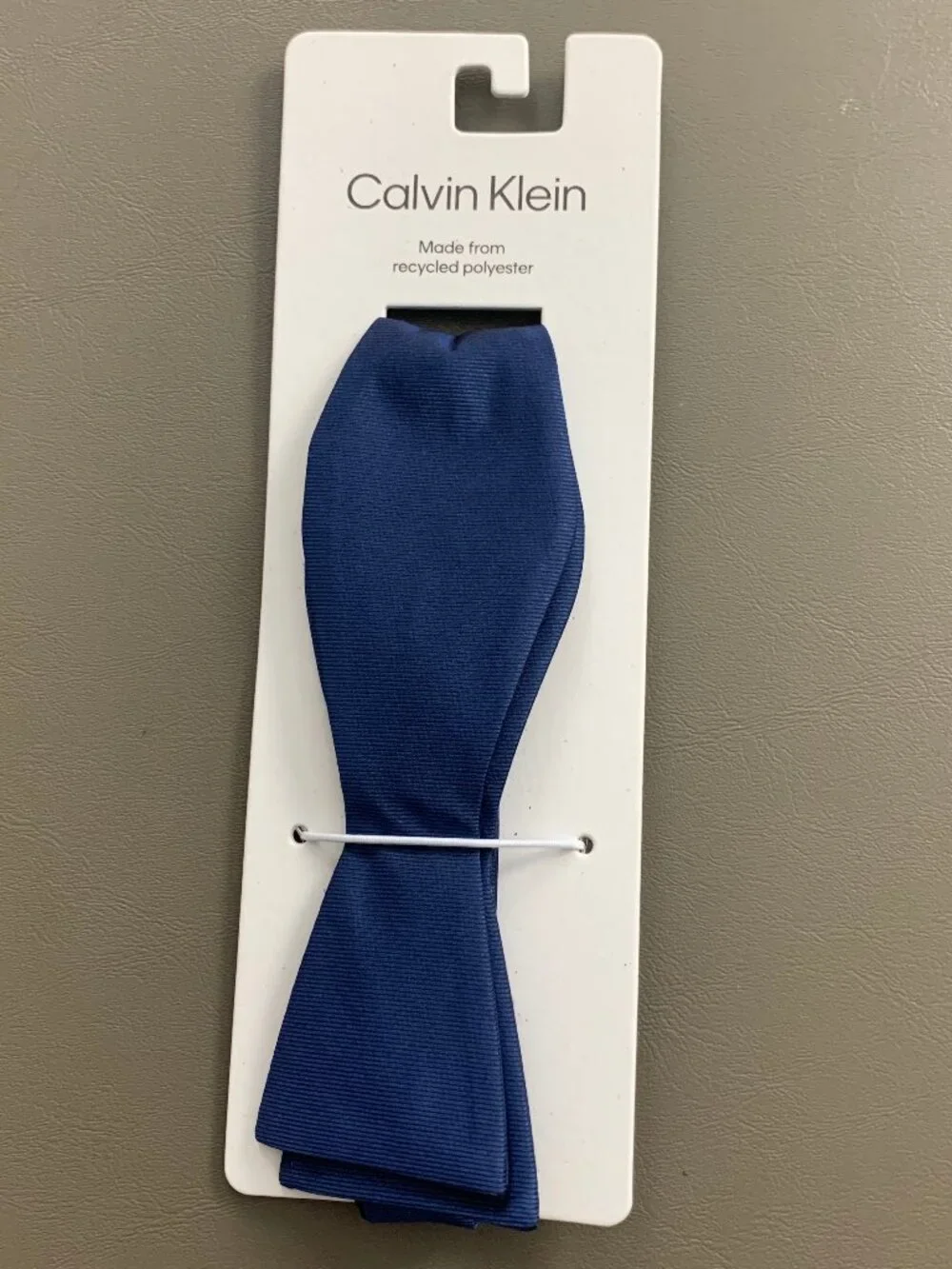 Calvin Klein Men's Unison Solid Self-Tie Bow Tie, Navy Blue, One Size